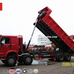 Sinotruk 8*4 336HP 30-40t LHD Stock Dump Truck