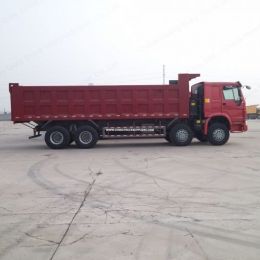 Sinotruk HOWO Heavy Duty Dump/Tipper Truck 8X4 for Sale