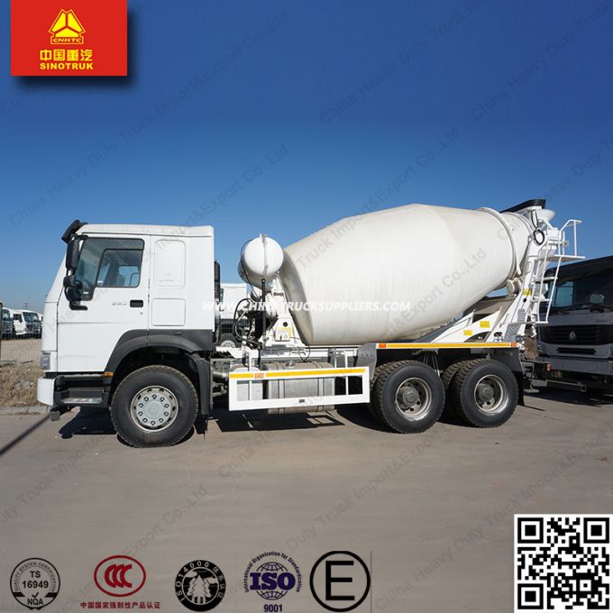 Sino Trucks 8X4 HOWO Concrete Mixer Truck Price 