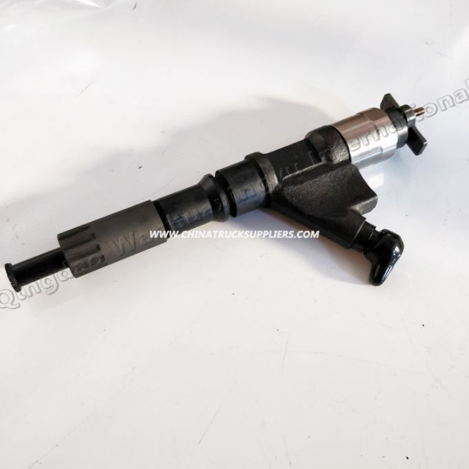 HOWO Truck Diesel Engine Parts Fuel Injector Sleeve (Vg1540040009) 